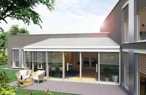 Moderne Terrassenüberdachung mit stilvollen Gartenmöbeln